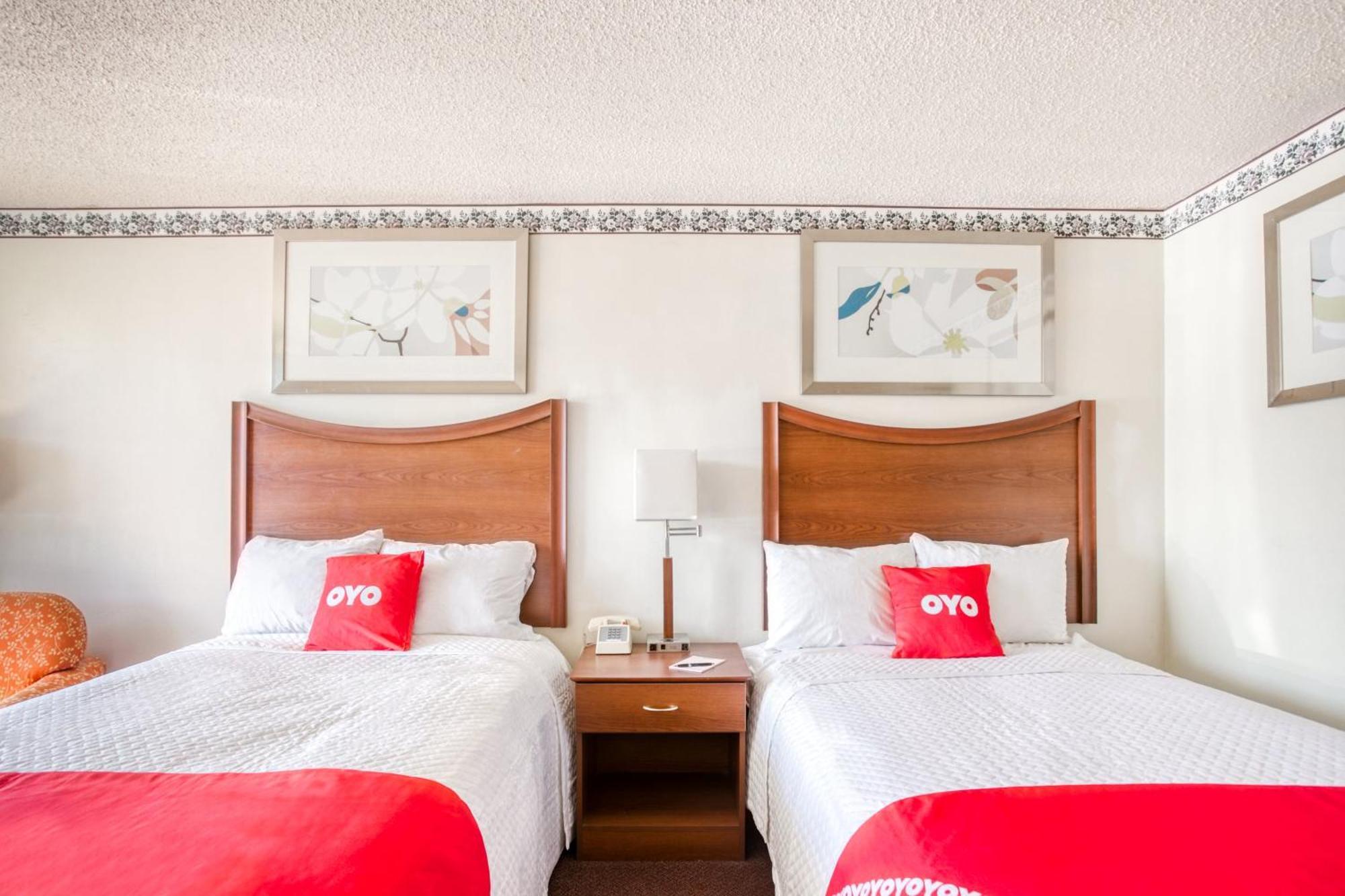 Oyo Hotel Petersburg Va - Templeton מראה חיצוני תמונה